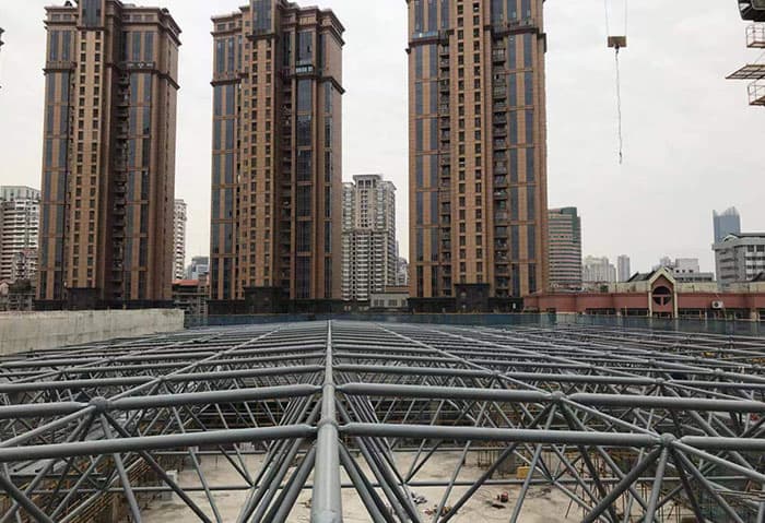 盐城螺栓球网架结构